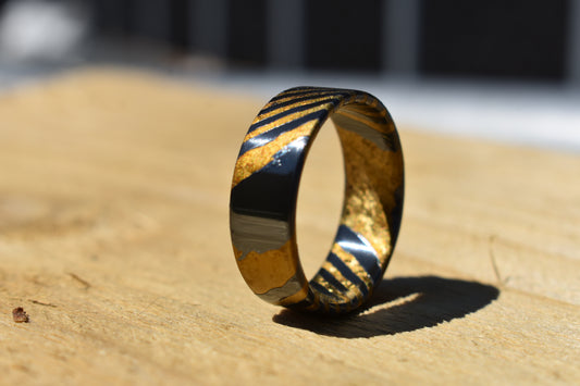 Crystallized ZrTi Damascus